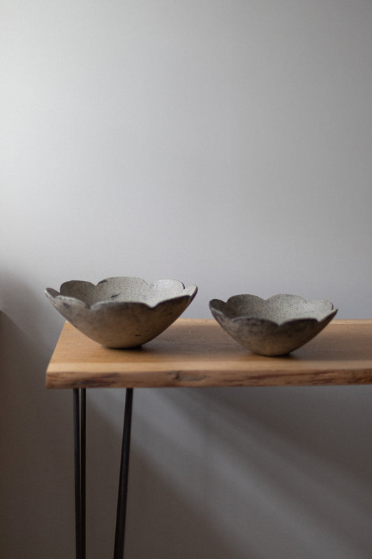 Scalloped Bowl II by Tamotsu Suzuki