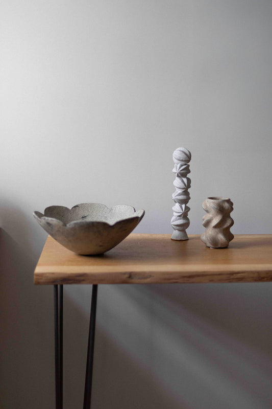Scalloped Spotted Bowl (Large) by Tamotsu Suzuki
