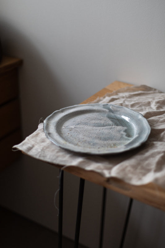 Large Plate III by Akiko Hirai