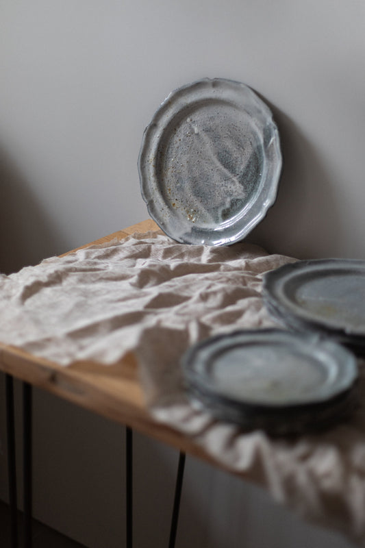 Large Plate III by Akiko Hirai