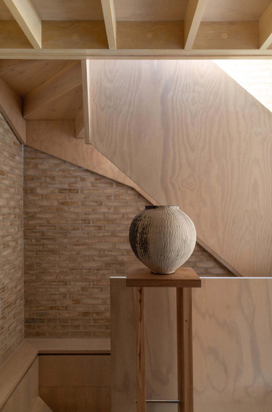 Large Stoneware Vessel by Tamotsu Suzuki