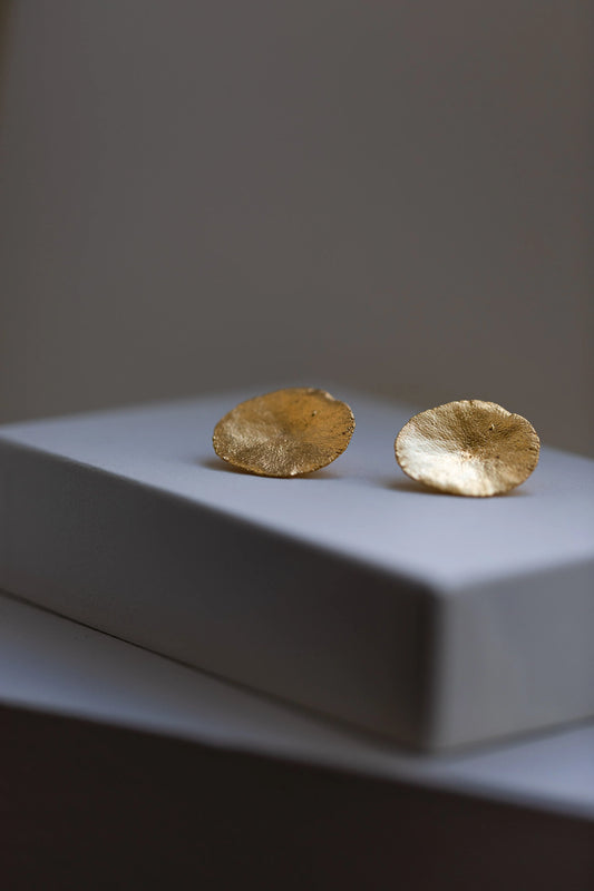 Gold Fingerprint Earring V by Heeseung Koh
