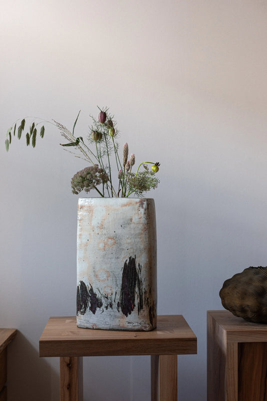 Folding Screen Vase II by Kwak Kyung-Tae