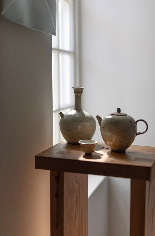 Vinegar Bottle IV by Kwak Kyung-Tae