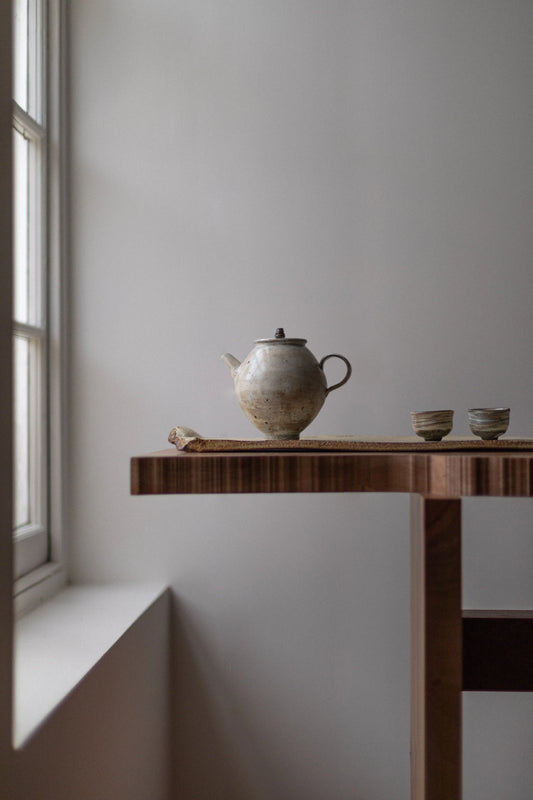 Large Teapot II by Kwak Kyung-Tae