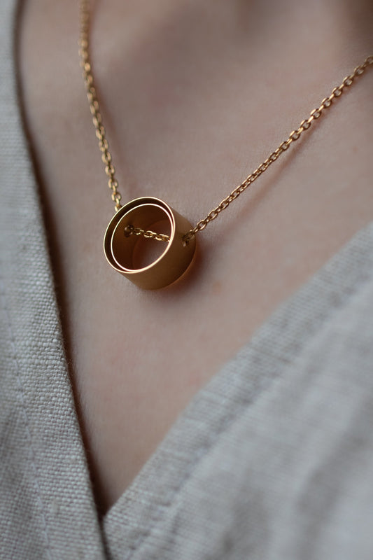 Circle Necklace with Fine Cotton Texture by Kei Tominaga