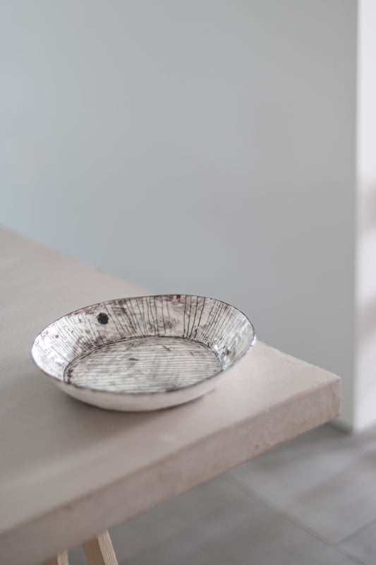 Low Lines Platter One by Maria Kristofersson