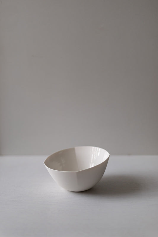 Poppy Bowl 4 Petals II by Sue Paraskeva