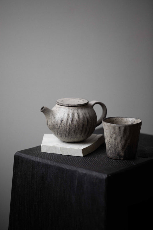 Medium Teapot by Tamotsu Suzuki