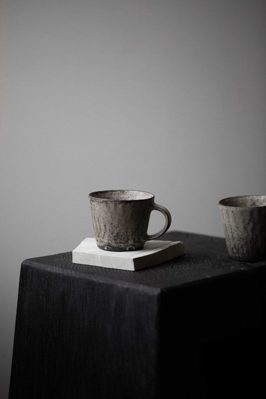 Kohiki Cup with Handle by Tamotsu Suzuki