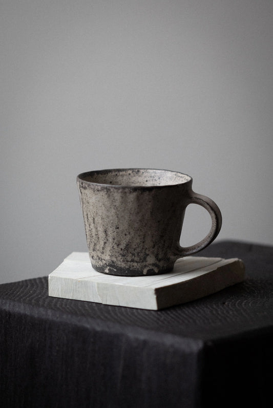 Kohiki Cup with Handle by Tamotsu Suzuki