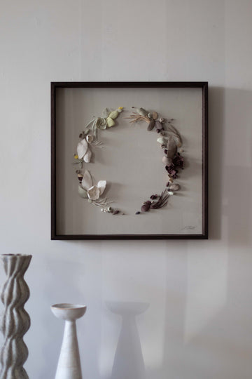 Hellebore Round by Elaine Sheppard Bolt