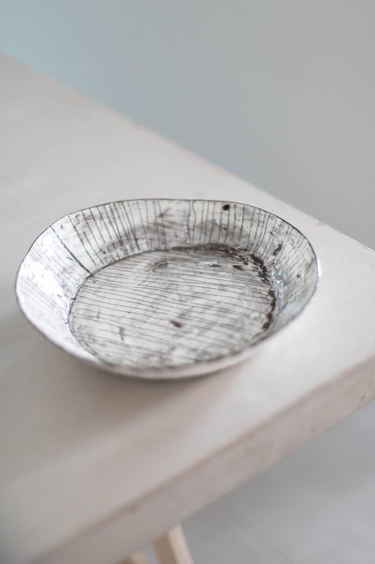 Low Lines Platter One by Maria Kristofersson
