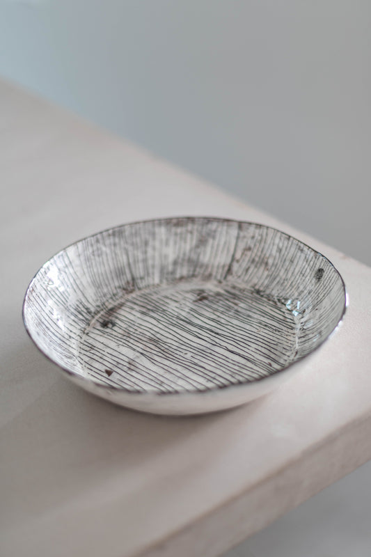 Low Lines Platter Two by Maria Kristofersson