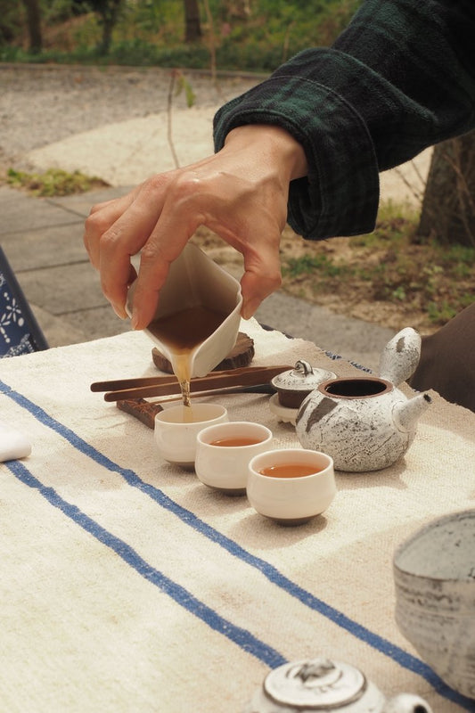 Korean Tea | Tea tasting & Teaware with Seong-Il Hong & Hye-Jin Lee