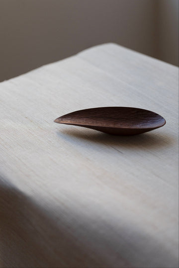 Tea Leaf Tray in Walnut