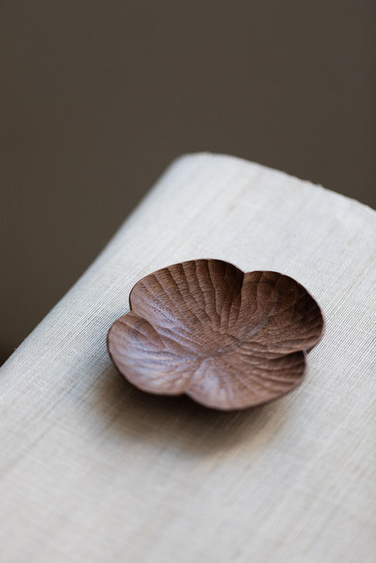 Cloud Form Small Plate in Walnut