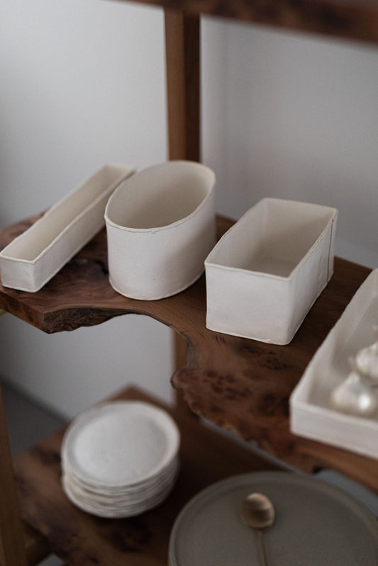 Oval Cylindrical Vase by Hyejin Lee