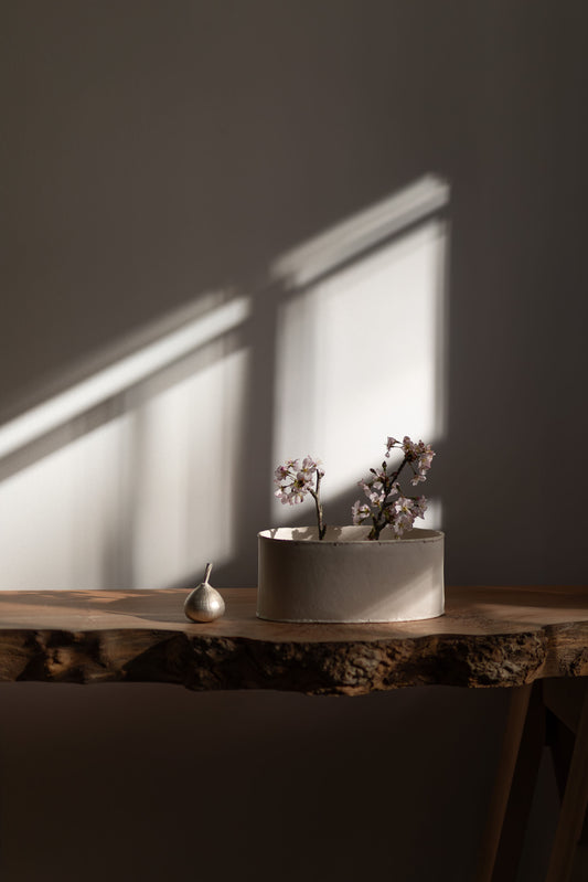 Oval Cylindrical Vase by Hyejin Lee