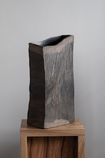 Dark Oak Vessel