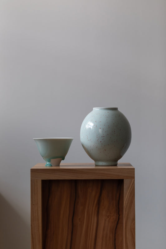 Series 'Colourful sands on the sea' Moon Jar III by JaeJun Lee