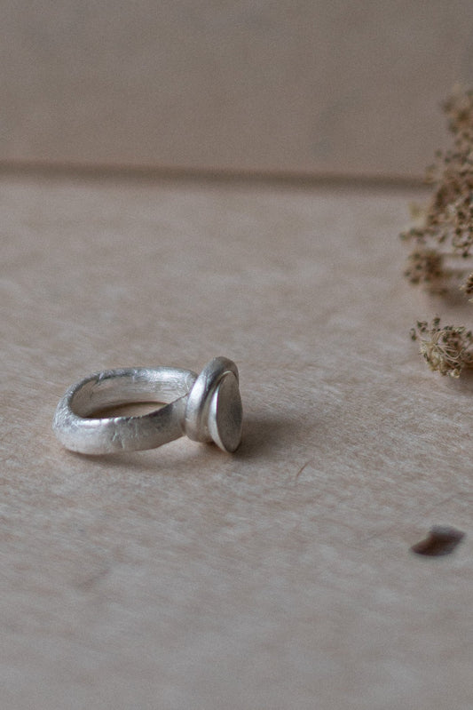 Fingerprint Moving Ring VII by Heeseung Koh