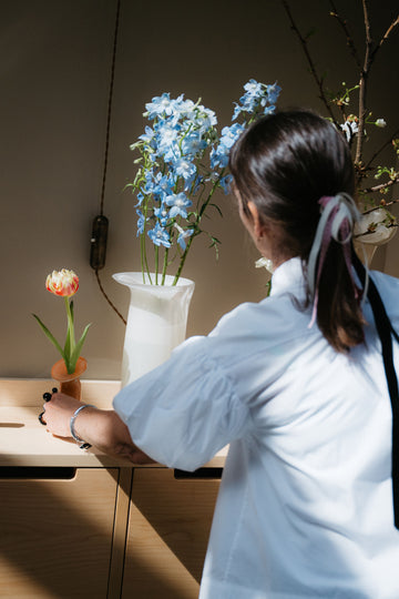 Mad Chatter Vessel 1250ml, white by J. Hill x Irenie Studio