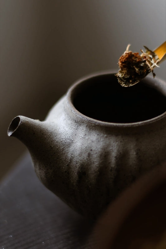 Medium Teapot by Tamotsu Suzuki