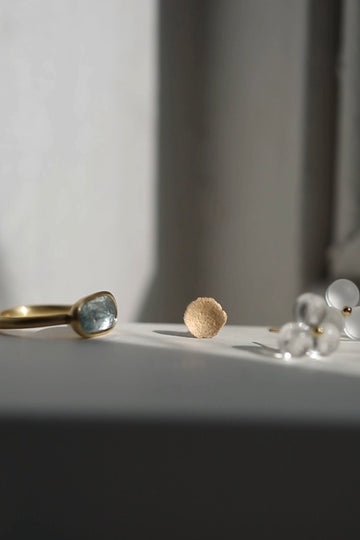 Ulrike Ramin Gold Shell Mini Earrings